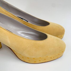 vintage HIEGL yellow suede platform pump with ostrich leather on platform and heel.