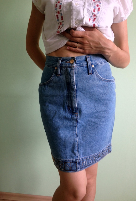 Denim Skirt, High Waisted Skirt, Size Small, 80s Pencil Skirt, Stone Washed Light Blue Jean Skirt, Acid Wash Denim, Bleached Denim Skirt,
