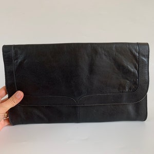 Cartera de mano de cuero negro, cartera vintage de los años 80 con solapa, cartera plegable de tamaño mediano, cartera de mano de cuero genuino, cartera de mano de cuero negro