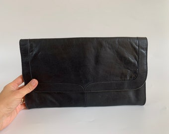 Black Leather Clutch Purse, Vintage 80s Envelope Purse, Medium Size Foldover Purse, Genuine Leather Clutch Bag, Black Leather Clutch Wallet