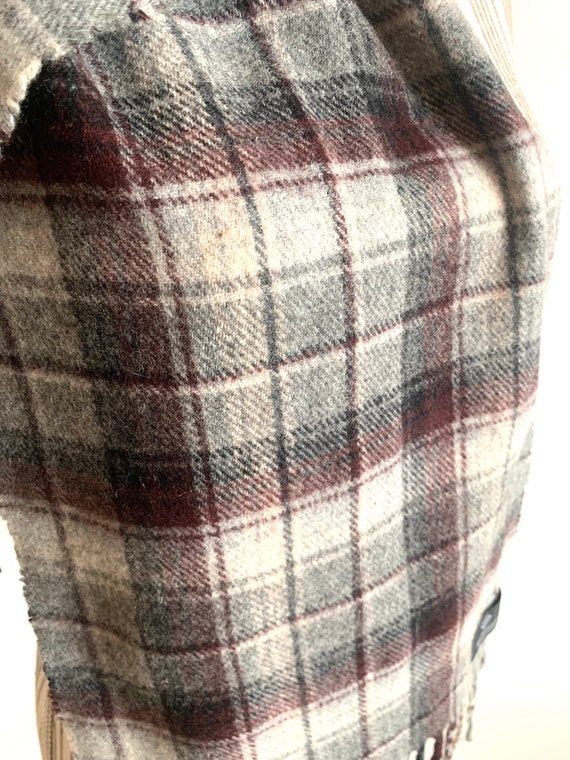Vintage Soft Wool Grey Unisex Scarf, Checkered Ta… - image 7