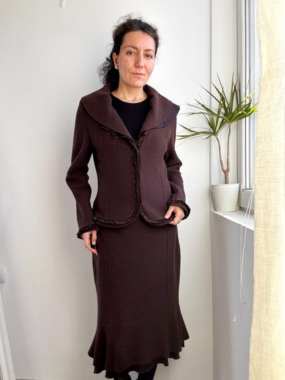 Vintage Y2K NICOWA Chocolate Brown 100% Boiled Wool Skirt Suit Ruffle Collar Blazer Jacket & Mermaid Midi Skirt Set Women's Size L