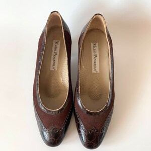 Bruna läderskor för dam, storlek 39 1/2, pumps med vingspets, italienska loafers med låg klack från 80-talet, slip-ons i mocka bild 7