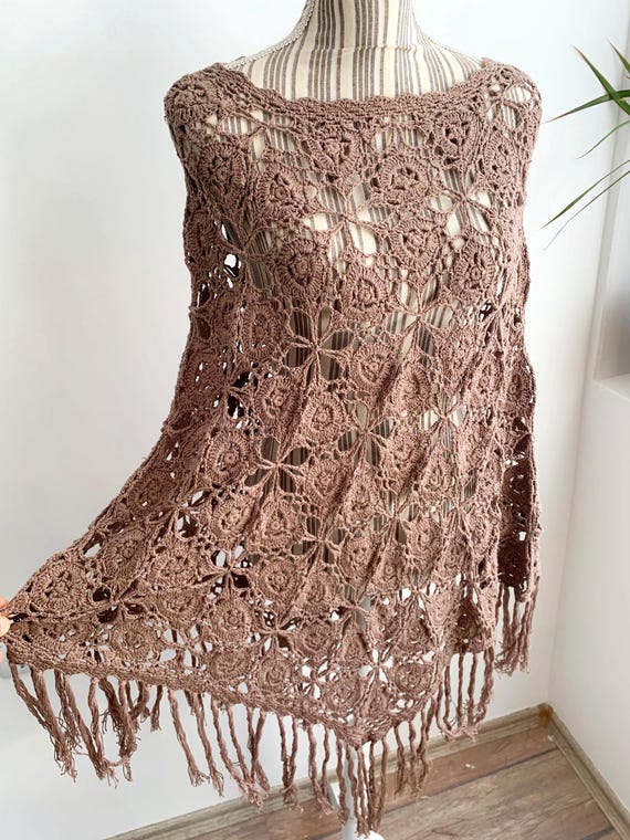 Vintage Y2K Mesh Crochet Poncho for Women, Floral Taupe Brown Triangle Wrap, Asymmetrical Fringed Boho Beach Cover Up, Cotton Lace Shawl