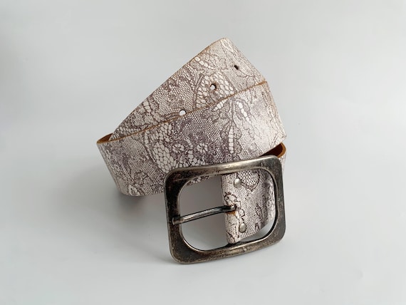Vintage Floral Lace Print Leather Belt 95 cm 37", Wide Boho Waist Belt for Women, Petrol Industries Red Label Distressed White & Brown Belt