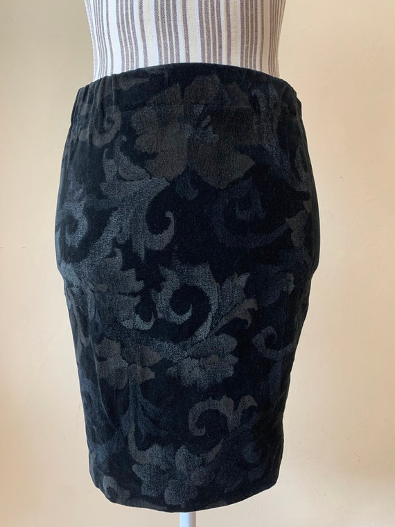 Vintage 90s Black Velvet Mini Skirt Size S, Paisley Print Floral Stretchy Pencil Skirt, Above The Knee Wiggle Skirt, Elastic Fitted Skirt