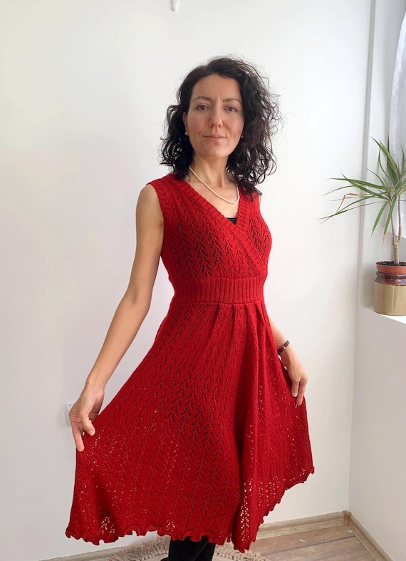 Vintage Knitted Red Wool A-line Midi Dress Size S, Feminine Wool Sweater Dress, High Waist Lace Knitted Tunic, Sleeveless Knit Wool Dress