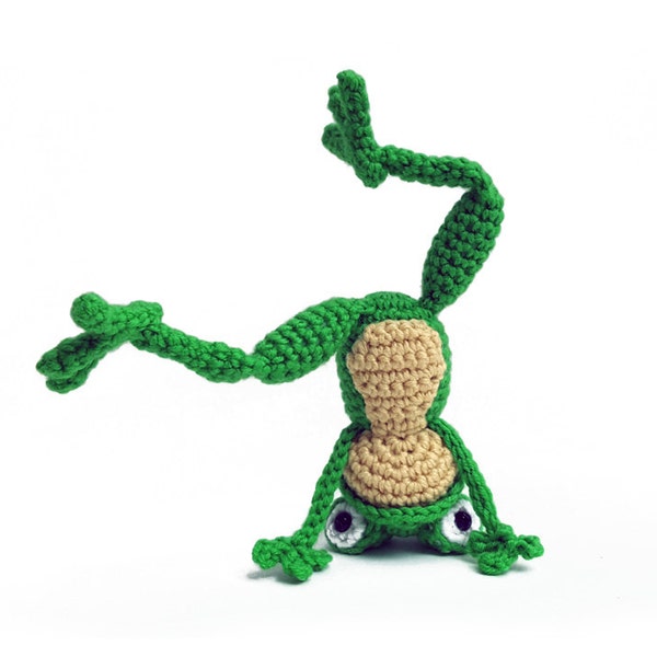 Crochet Realistic Frog Pattern - Etsy