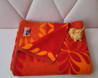 vintage Deken,  retro deken, vegan deken, dralon deken, Didas deken,  made in Holland 180 cm-220 cm, two tone deken