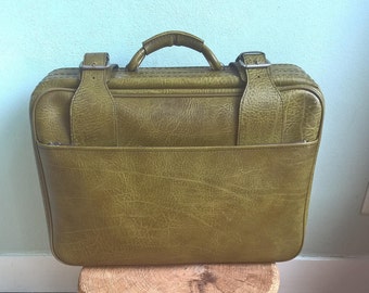 Mid centuries faux-leather vinyl suitcase / travelbag 1970's