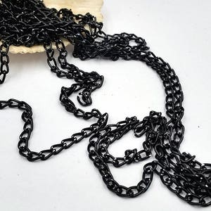 1 Black Aluminum Opened Curb Chain Unfinished 2 or 4 meters Jewelry Supply BAOCC2Mor4M-1FC