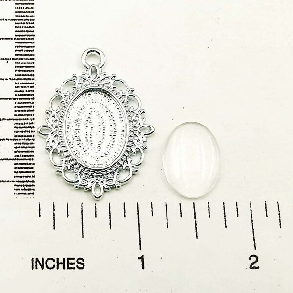 1 Silver Plated Oval Cabochon Setting with 1 Glass Cabochon 36mm x 27mm Jewelry Supplies SPOCSGC36MM-1D2