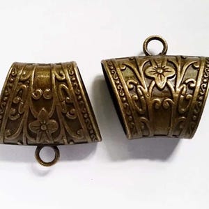 1 Antique Bronze Scarf Bail with Flower Pattern Jewelry Supplies ABSBF39-1WD3