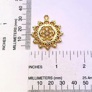1 Seed of Life Flower Pendant Gold Plated or Silver Tone Jewelry Supplies Findings SOLPGP/ST34MM-1BD2-54&55