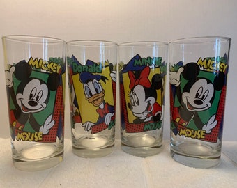 Vintage Disney Anchor Hocking Set of 4 Mickey, Minnie Mouse and Donald Duck 10 ounce Tumblers