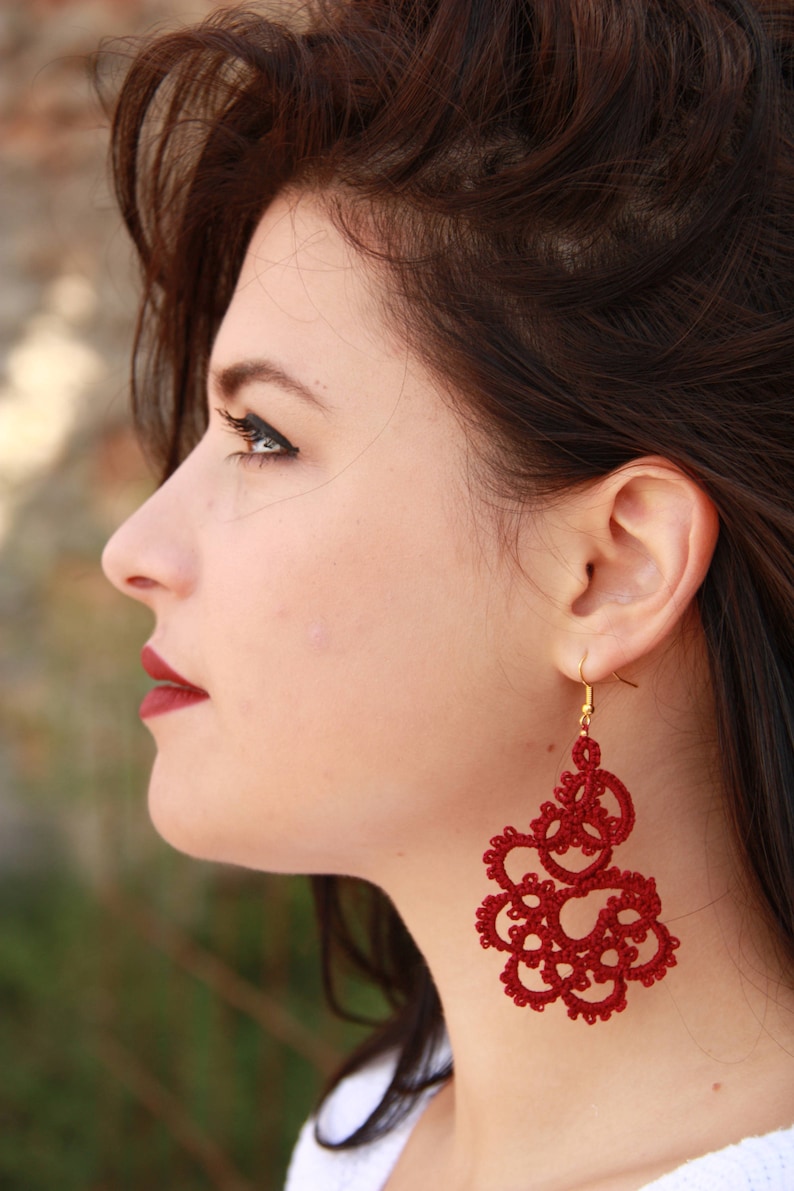 Tatted lace red earringsHandcrafted tatted earringsred earringsFrivolite earringsTatted jewelryLace earrings