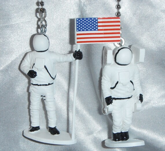 Set Of Two Astronauts Outer Space Cadets Series 3 Ceiling Fan Pulls Great Gifts Great Gifts