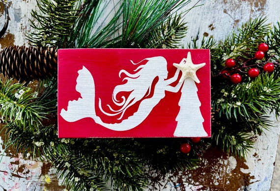 Mermaid Christmas Sign, Red Mermaid Holiday, Mermaid Wood Sign, Mermaid With Starfish Sign, Mermaid Tail, Beachy Christmas, Coastal Holiday