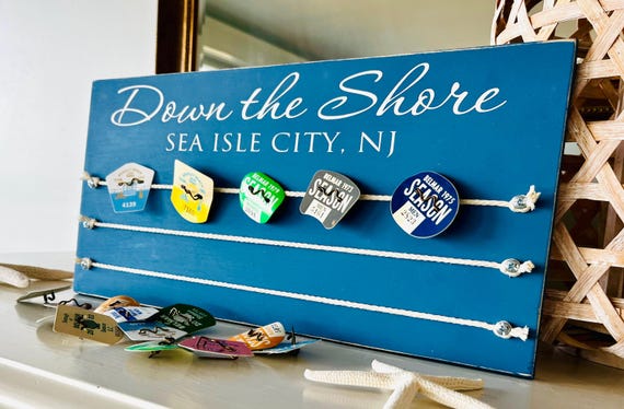 Custom Beach Badge Display, Personalized Beach Tag Holder, Badge Badge Holder, Beach Tag Display, Jersey Shore Town, Cape May, LBI, Belmar
