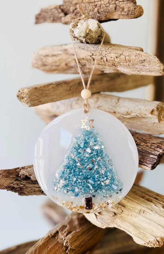 Coastal Blue Hanukkah Ornament, Crushed Blue Glass, Crushed Shells, Star Of David, Christmaskuh Holiday Decor, Handmade Beachy Christmas