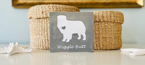 Australian Shepherd Wiggle Butt Wood Sign, Aussie Dog Love, Custom Dog Sign, Australian Shepherd Art, Dog, Gift For Dog Lover