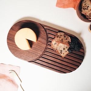 Ray Serving Board- Cheese Board - Charcuterie Platter - Bread Board - Serving Tray