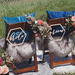 Bride and groom chair sign, Geometric wedding chair signs, Wedding decorations, Geometric wedding decor, Wedding Table Decor