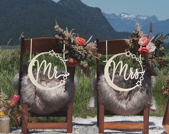 Celestial Mr and Mrs chair sign, Wedding chair signs, Wood Sign, Wedding decorations, Celestial wedding decor, Bride and Groom chair signs