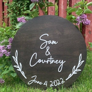 Wedding guest book alternative wood, Wedding welcome sign, Last name wood sign, Wedding Guestbook, Rustic wedding sign, Round wedding sign image 4