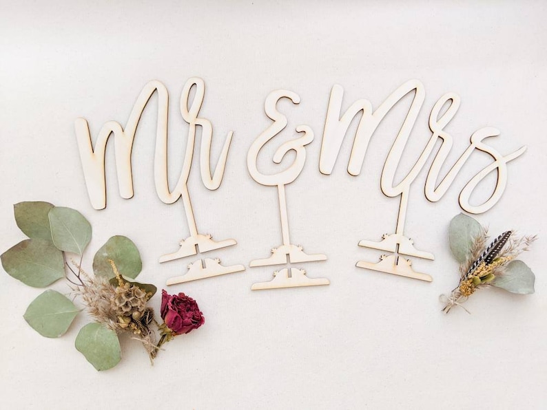 Rustic Wedding Decor Mr and Mrs Sign Wedding table sign Wedding Decorations Wedding table decor Mr and Mrs wedding signs