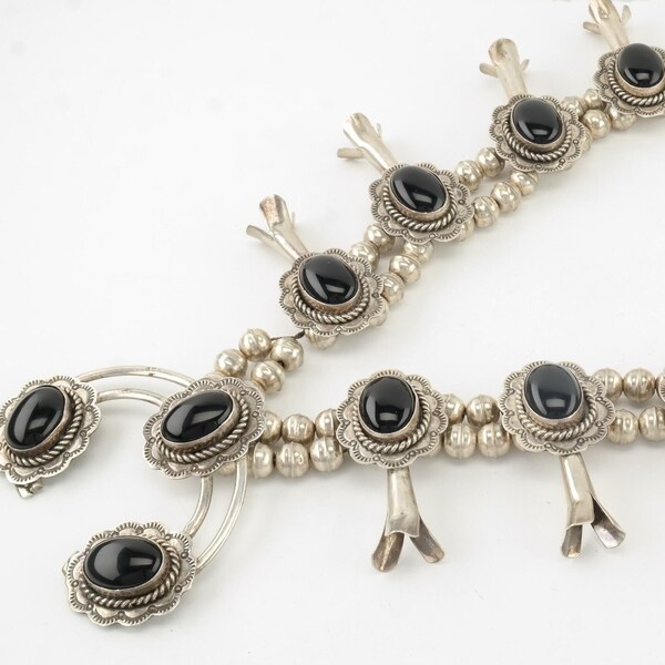 Mini Black Onyx Squash Blossom *Native main image 1