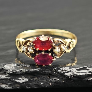 Genuine Ruby & Diamond Cluster 10K Gold Ring Sz 7 R6769