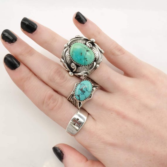 Silver Ring: Native American Turquoise Leaf (Size… - image 2