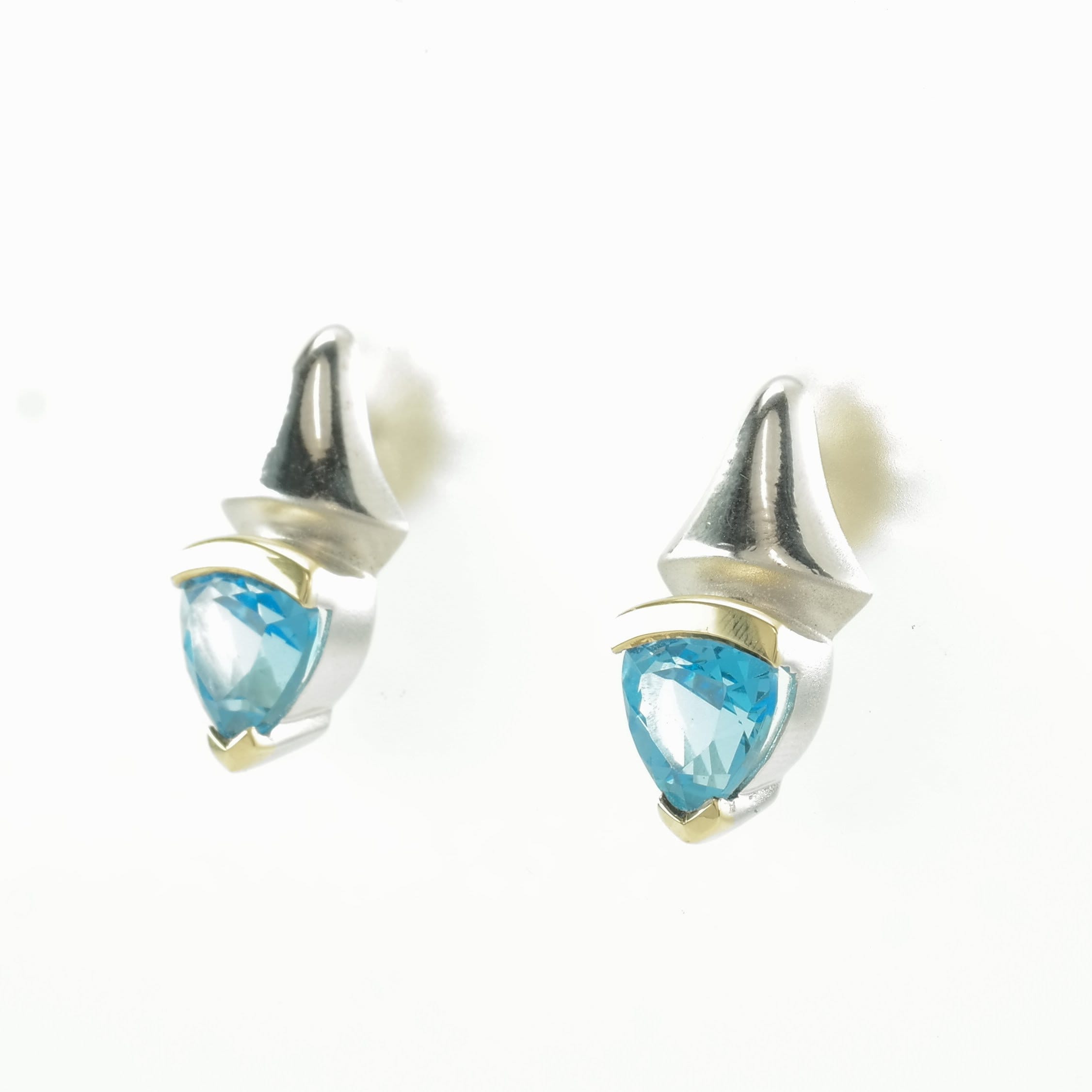 Vintage Sterling Silver Blue Topaz 18K Gold Accent Earrings Vintage Sterling Silver Blue Topaz 18K Gold Accent Earrings