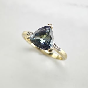 Triangular Tanzanite & Diamond 14K Gold Ring Sz 7 R6785