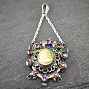 Vintage emaljpyropgranat lavasten cameo sterlingsilver flerfärgat hänge bild 4