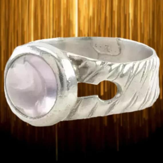 Amethyst Ring - Sterling Silver Solitaire Size 6 … - image 1