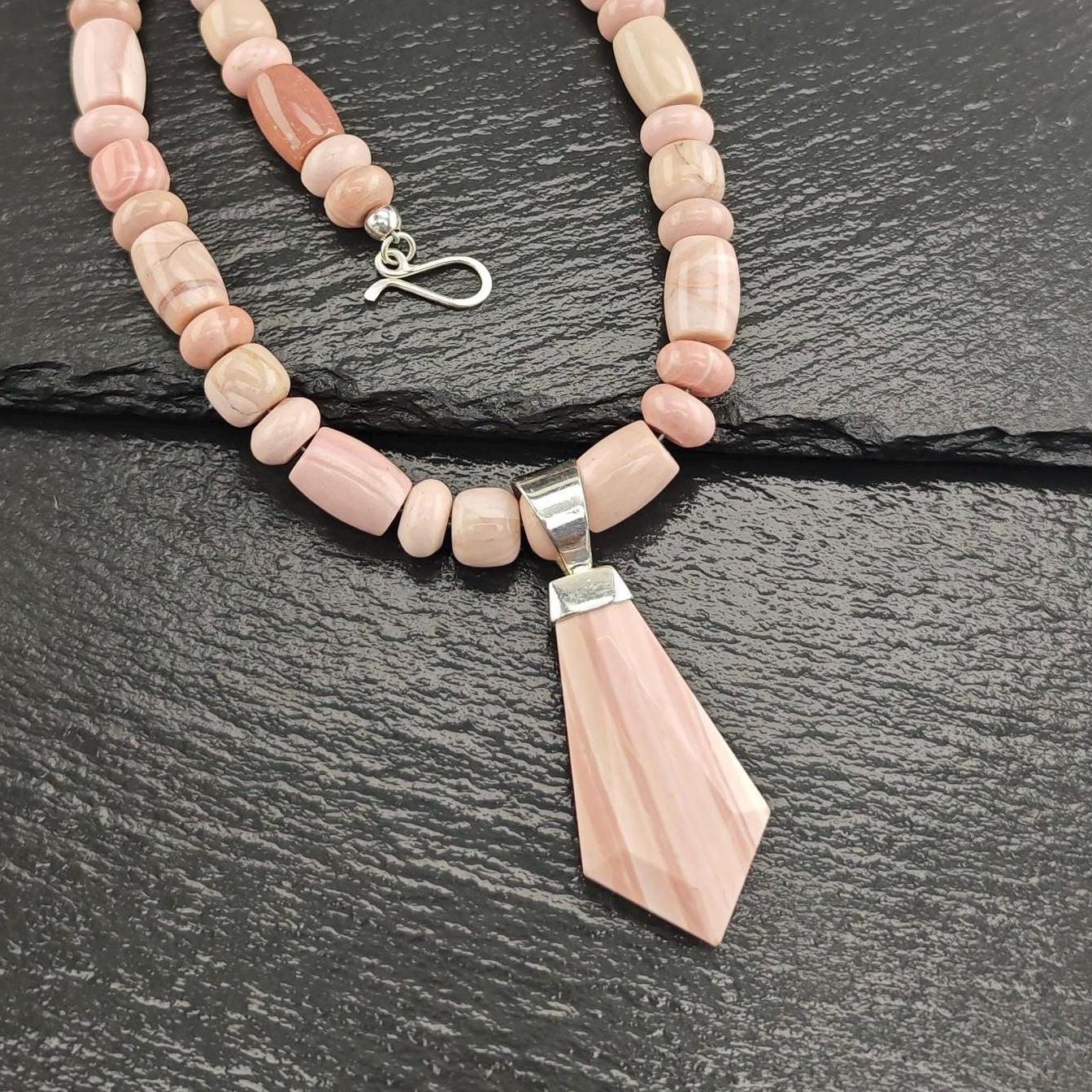 Vintage DTR Sterling Silver Pink Agate Beaded Necklace