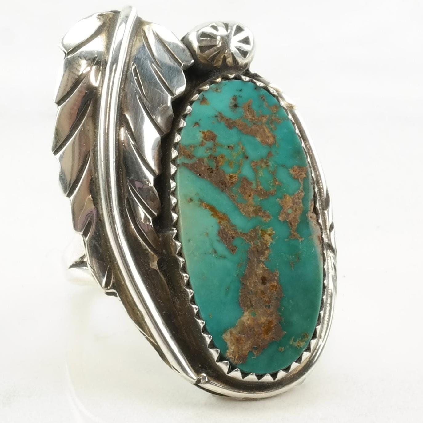 Advanced Native American Jewelry Silver Work Vintage Navajo 'Zig Zag' Native American Jewelry Silver Ring Advanced Native American Jewelry Silver Work Vintage Navajo 'Zig Zag' Native American Jewelry Silver Ring