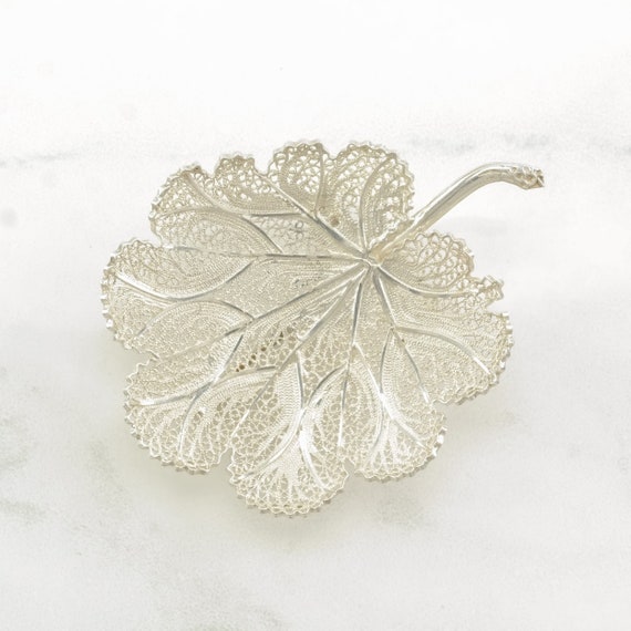 Vintage Silver Brooch Leaf, Filigree Sterling - image 4