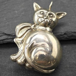 Vintage Cat Sterling Silver Pendant  Silver