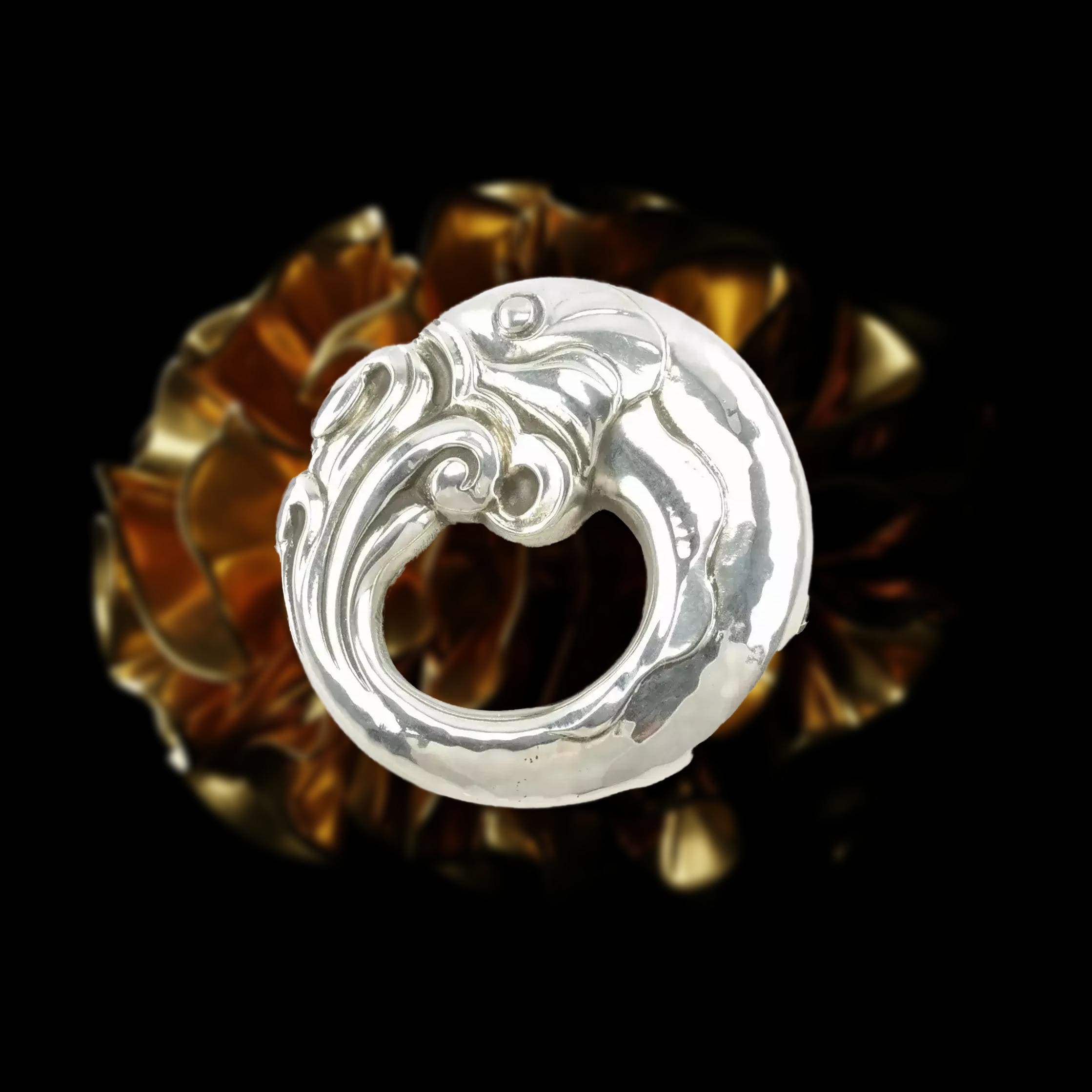 ジョージ ジェンセン シルバー ブローチ | ヴィンテージ