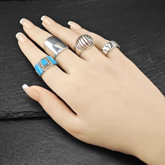 Silver Statement Ring: Blue Stone, Decorative Det… - image 2