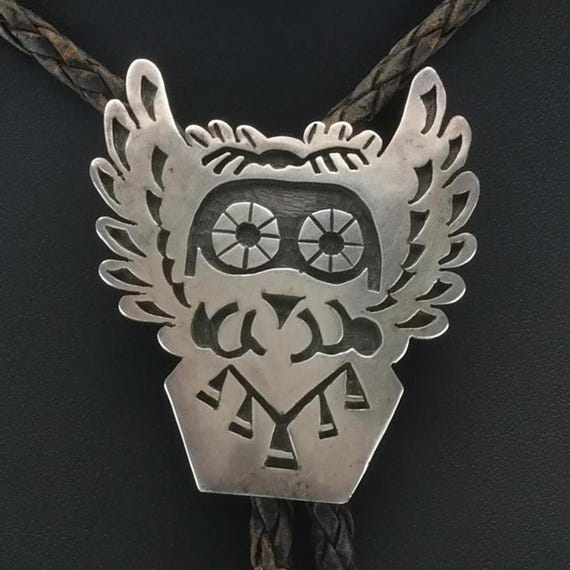 Rare Older Vintage Native American Zuni Owl Turquoise Inlay Sterling Silver Bolo Tie Rare Older Vintage Native American Zuni Owl Turquoise Inlay Sterling Silver Bolo Tie