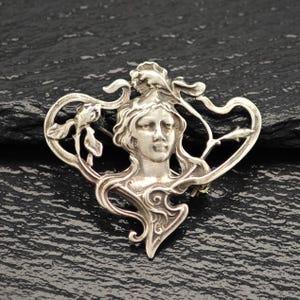 Vintage Art Nouveau Style Women Pendant/Brooch Sterling Silver