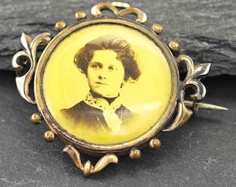 Antique Mourning Brooch