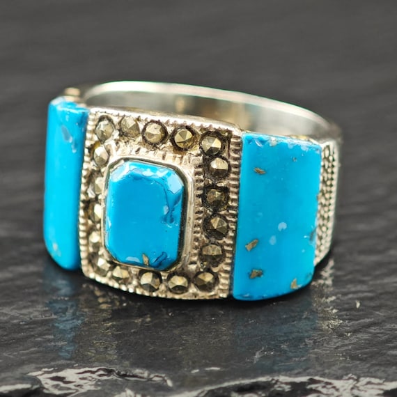 Silver Statement Ring: Blue Stone, Decorative Det… - image 1