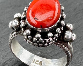 Anello in argento in stile sud-ovest - Pietra di corallo rosso, misura 7