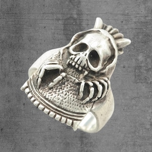 Vintage Biker Silver Ring Skull Skeleton Sterling  Size 7 1/4