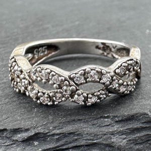 Vintage Sterling Silver Cubic Zirconia Ring Size 6 1/2